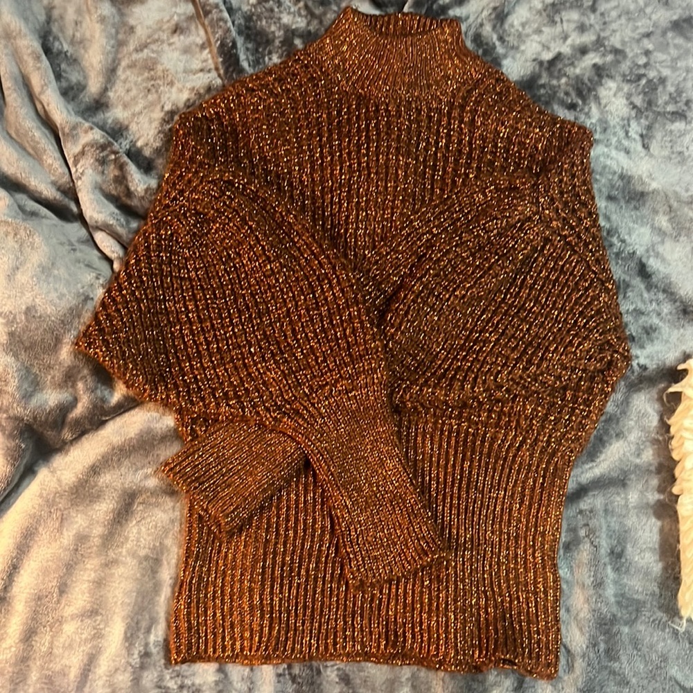 Women’s sweater